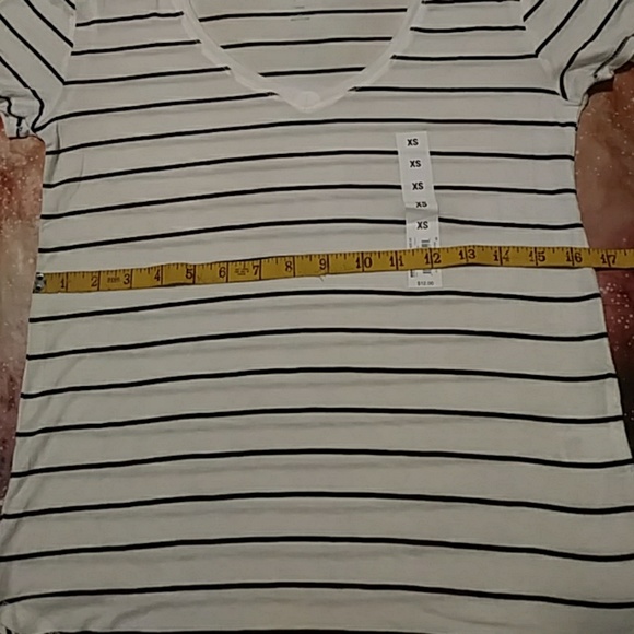 NWT Striped Relax Fit Tee - Picture 4 of 4